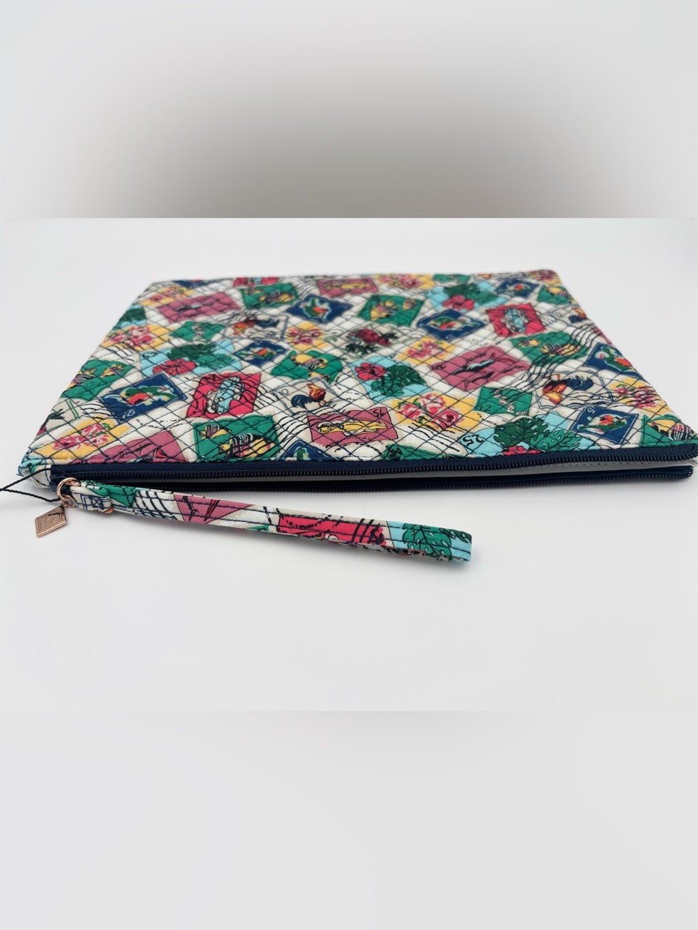 Vera Bradley Cuban Stamps Wet Dry Ditty Bag Wristlet NWT - Picture 4 of 4